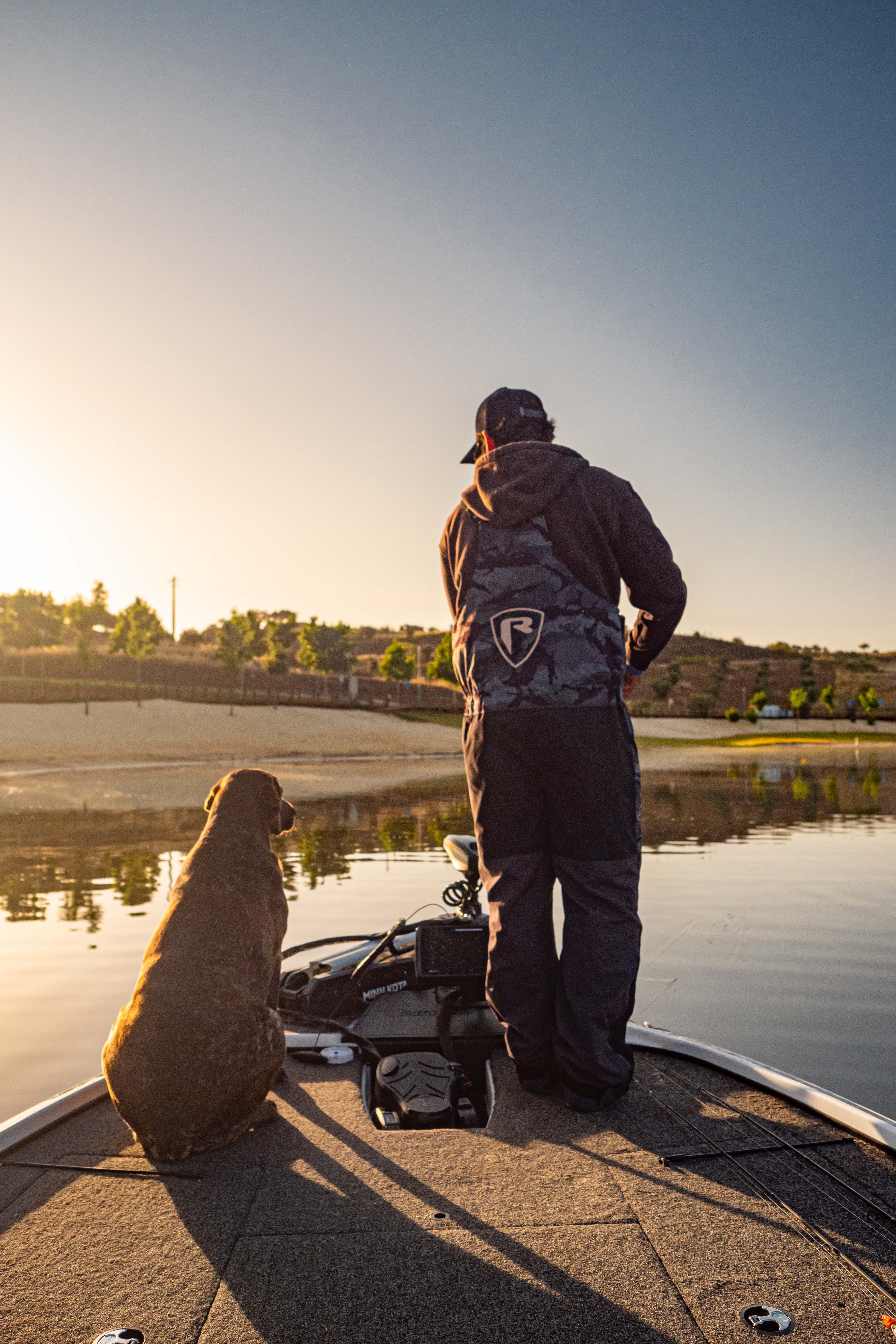 Alqueva Escape Fishing, Venez vivre une expérience de pêche unique, sur l'un des plus grands lacs d'Europe, pour un séjour en famille ou entre amis, à traquer sandre, barbeau ou black-bass.