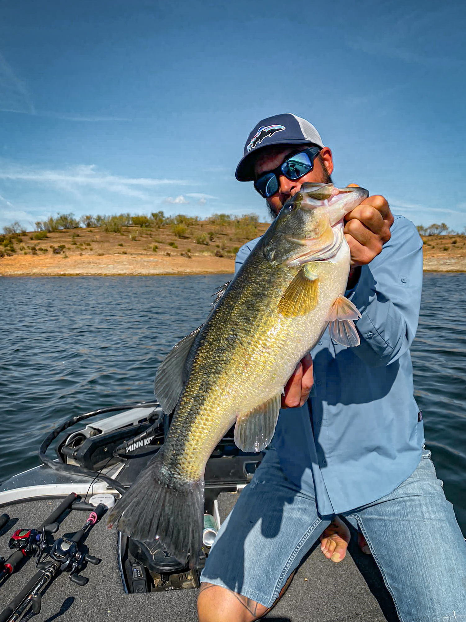 Alqueva Escape Fishing, Venez vivre une expérience de pêche unique, sur l'un des plus grands lacs d'Europe, pour un séjour en famille ou entre amis, à traquer sandre, barbeau ou black-bass.