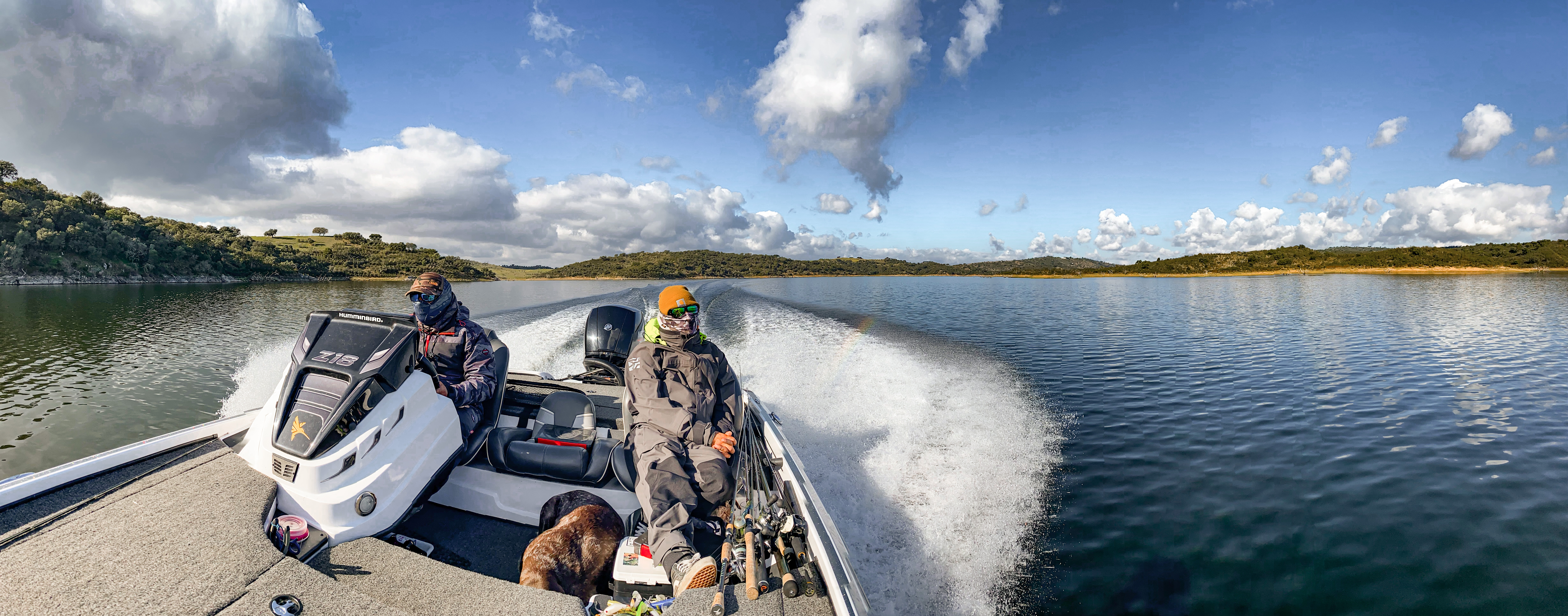 Alqueva Escape Fishing, Venez vivre une expérience de pêche unique, sur l'un des plus grands lacs d'Europe, pour un séjour en famille ou entre amis, à traquer sandre, barbeau ou black-bass.